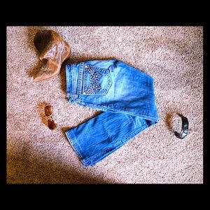 Miss Me boot cut size 28